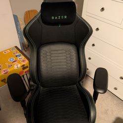Razer Iskur V1 Gaming Chair