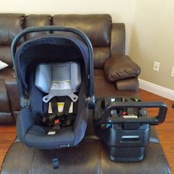 BABY JOGGER CAR SEAT WITH BASE 