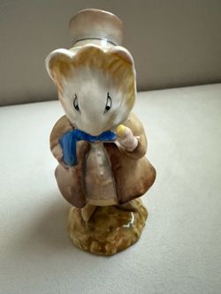 Beatrix Potter's Amiable Guinea-Pig Beswick England Figurine