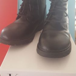 Black Ankle High Boots