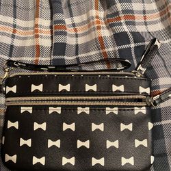 Black And White Bow Tie Wristlet 
