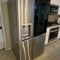 LG Stainless Steel French Door Refrigerator – ThinQ – Ice & Water – Minor Cosmetic Wear