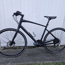 Specialized Sirrus 2.0 Hybrid Bike 