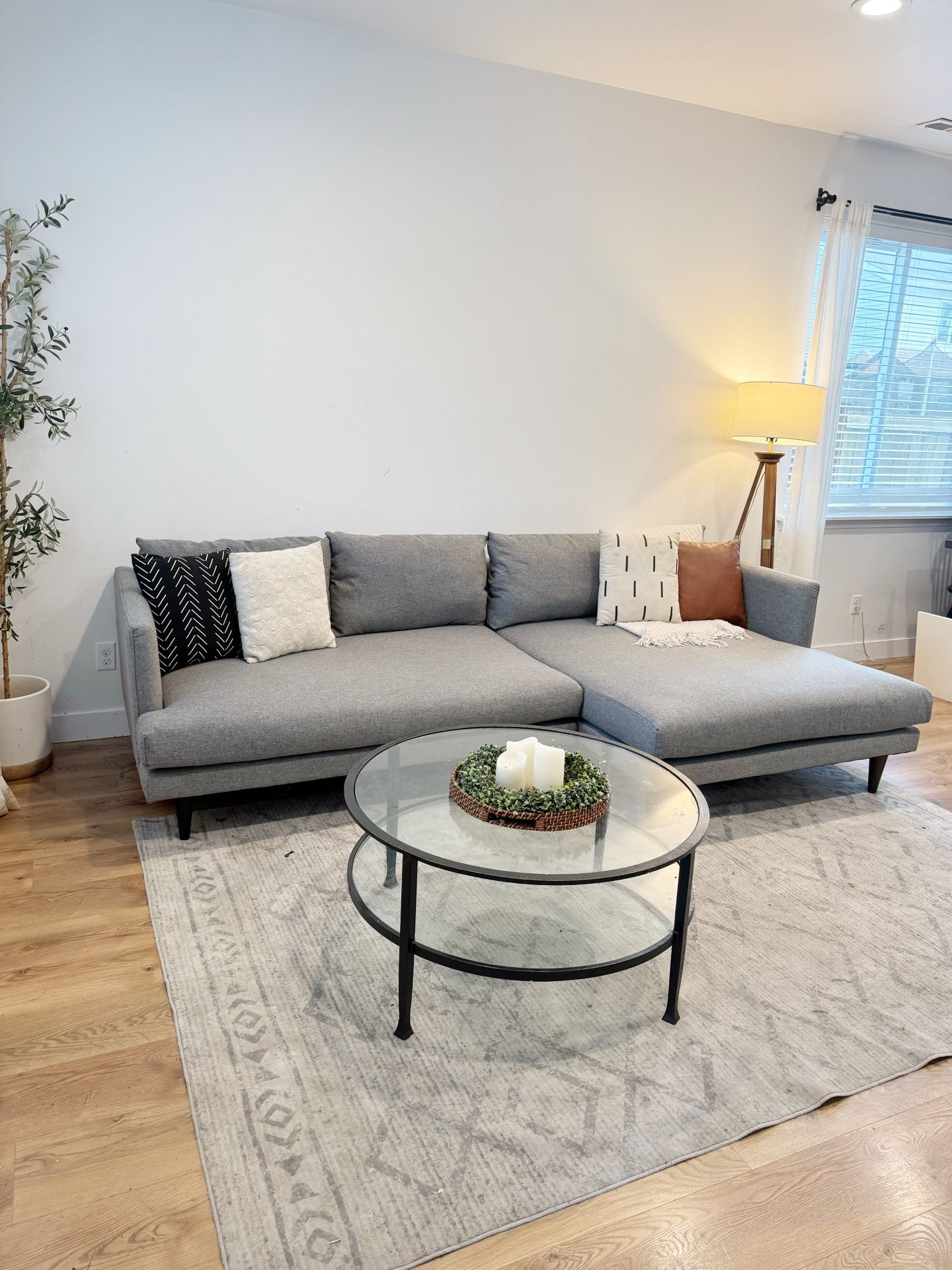 Joybird Lewis Sectional Couch DELIVERY 🚚