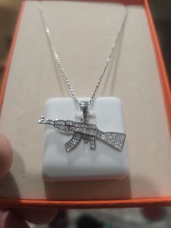 Moissanite Pendant