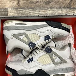 Jordan 4s Midnight Navy