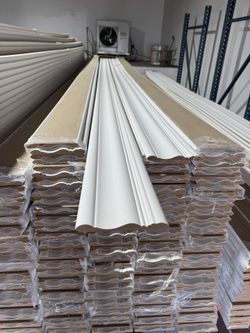 6” Inch Crown Moulding