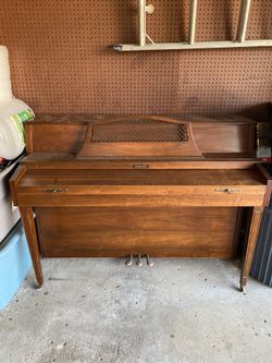 Baldwin Piano