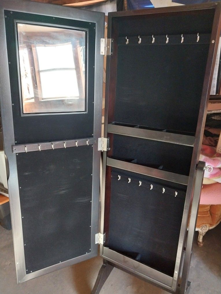 Standing mirror Jewelry cabinet