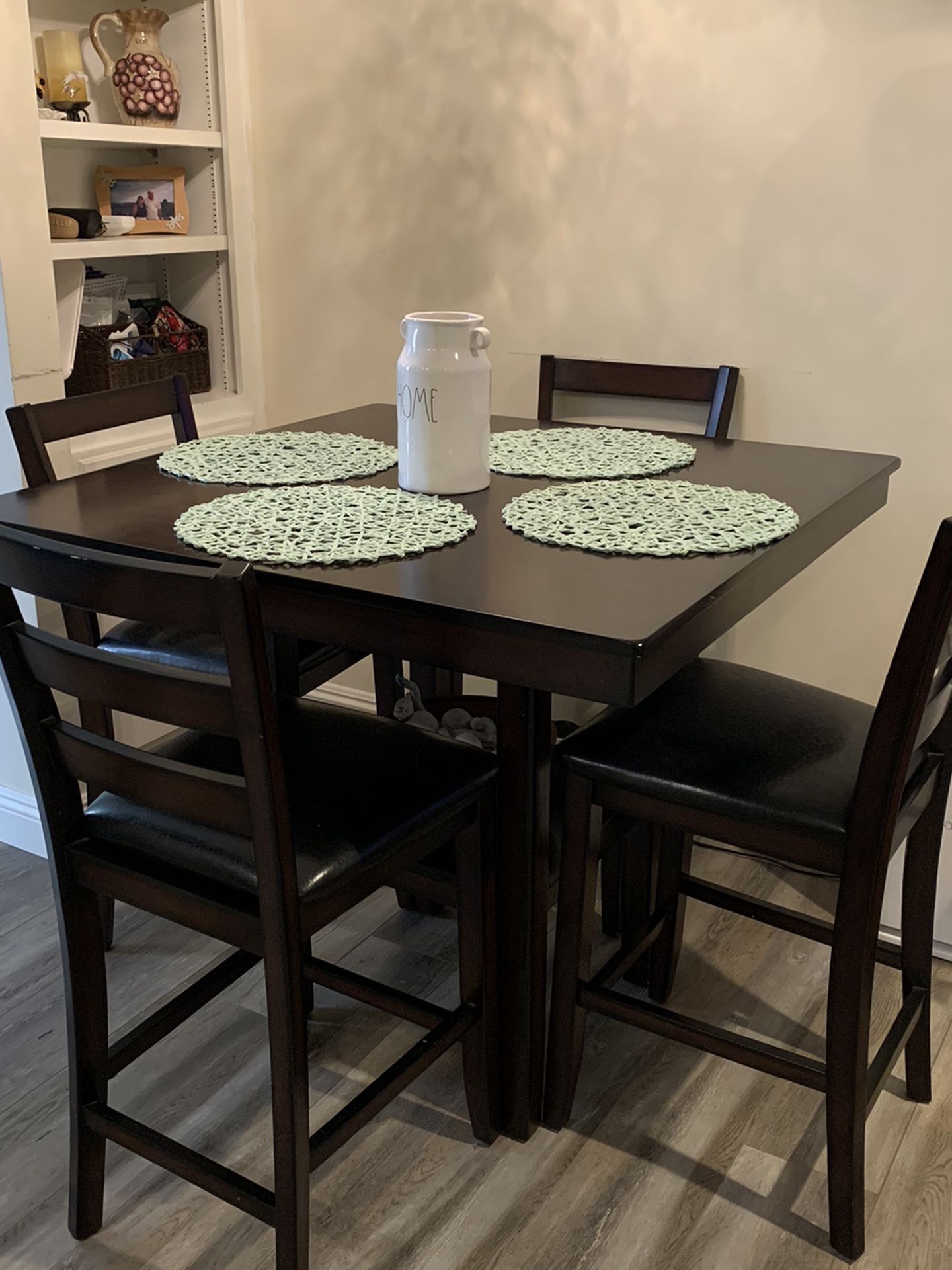 Bar Height Table With Chairs