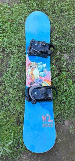 138cm Snowboard And Bindings 
