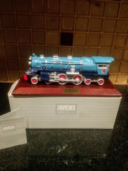 Vintage Avon Classic Train Collection Blue Comet (NO IT'S NOT FOR A TRACK, DISPLAY ONLY)