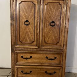 Beautiful Tall Drawer