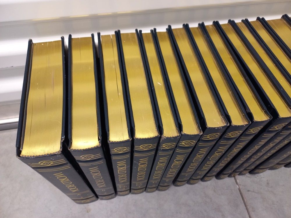 Complete World Book Encyclopedia A to Z Set 1989 VOL 1 22 ~ Faux