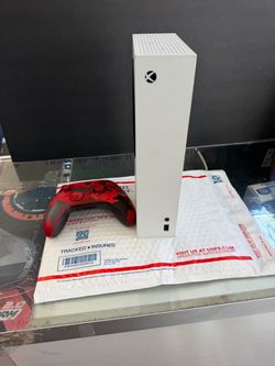 Xbox Series S 512GB White + Red Camo Controller