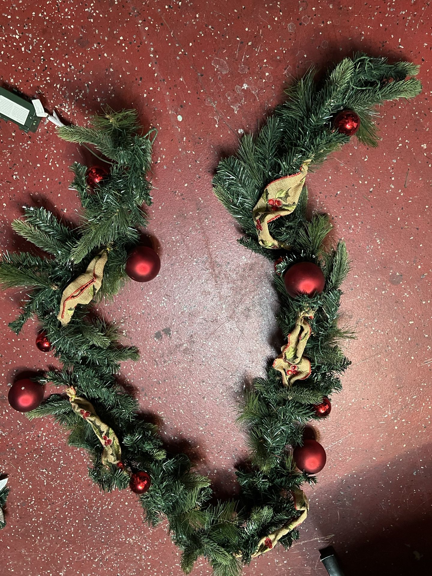 10FT Artificial Christmas Pine Garland Outdoor, Indoor,