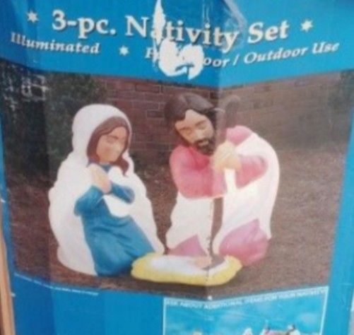Empire Christmas Nativity, Holy Family 3 Piece Set, Lighted Blow Mold, Includes, Mary, Joseph and Baby Jesus, Indoor and Outdoor, Excellent Condition!