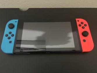 Nintendo Switch 