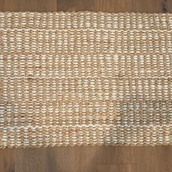 Monterey Two Tone Undyed Natural Jute Area Rug (25"x37")