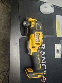 Dewalt 20v brushless multi tool
