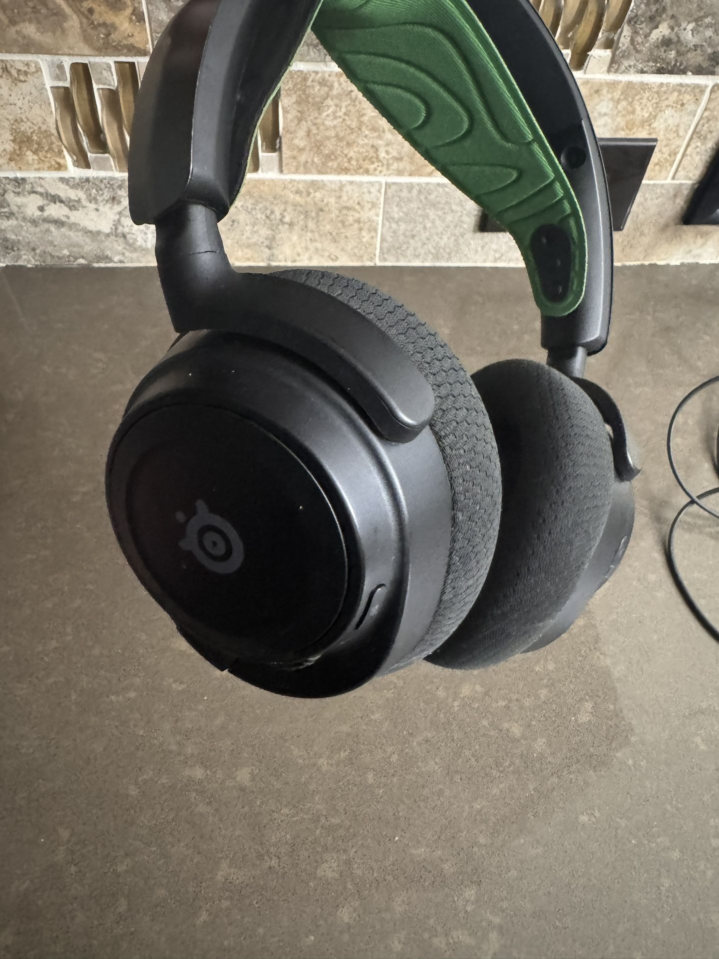 Steel Series Arctis Nova 5 Wireless Headset