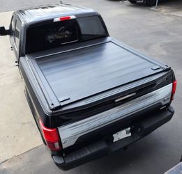 SyneticUSA Hard Aluminum Off-Road Pro Manual Retractable Tonneau Cover For 2004-2026 Ford F150 5.5ft Short Bed