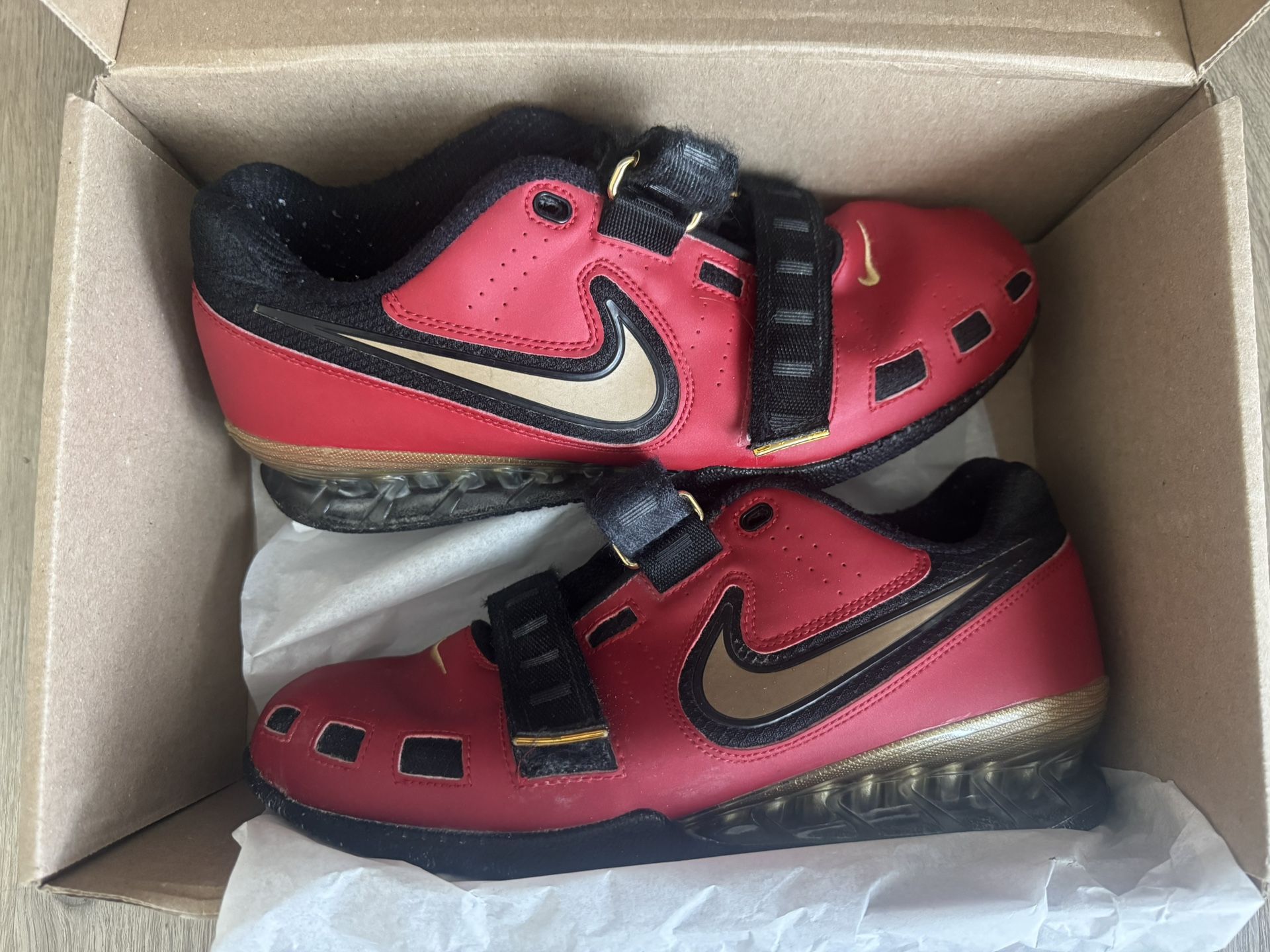 Nike Romaleo 2 Varsity 10.5 Nike Romaleos 2 US Mens 5 / Womens 6.5 Varsity Red Gold  main image 4