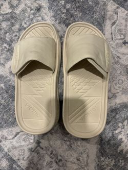 Rejuvenate Recovery Slide Size 7 Women