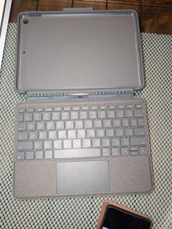 Ipad Logitech Combo Touch Keyboard & Case