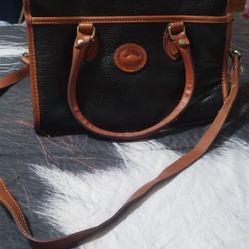 Dooney And Bourke Bag