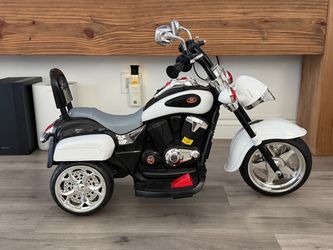 Three Wheel Battery Operated Motorcycle