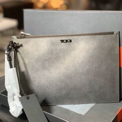 TUMI Lola Flat Pouch