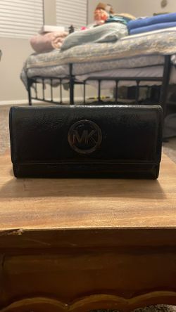 Authentic MK Wallet