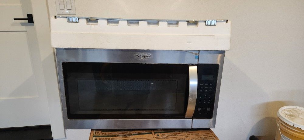 Whirlpool Over-the-range Microwave 
