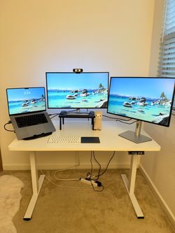 Standing Desk — Like New