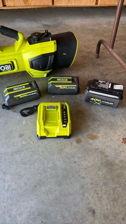 RYOBI 40V HP Leaf Blower with 3 Batteries