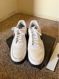 Nike Air Force 1 Low White Black Sneakers size 12