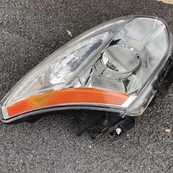 2014 Nissan Rogue Headlight Passenger Side