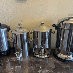 Coffee urns and coffee dispensers 
