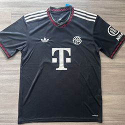 Bayern Munich Away Jersey Size M (Luis Diaz 14)