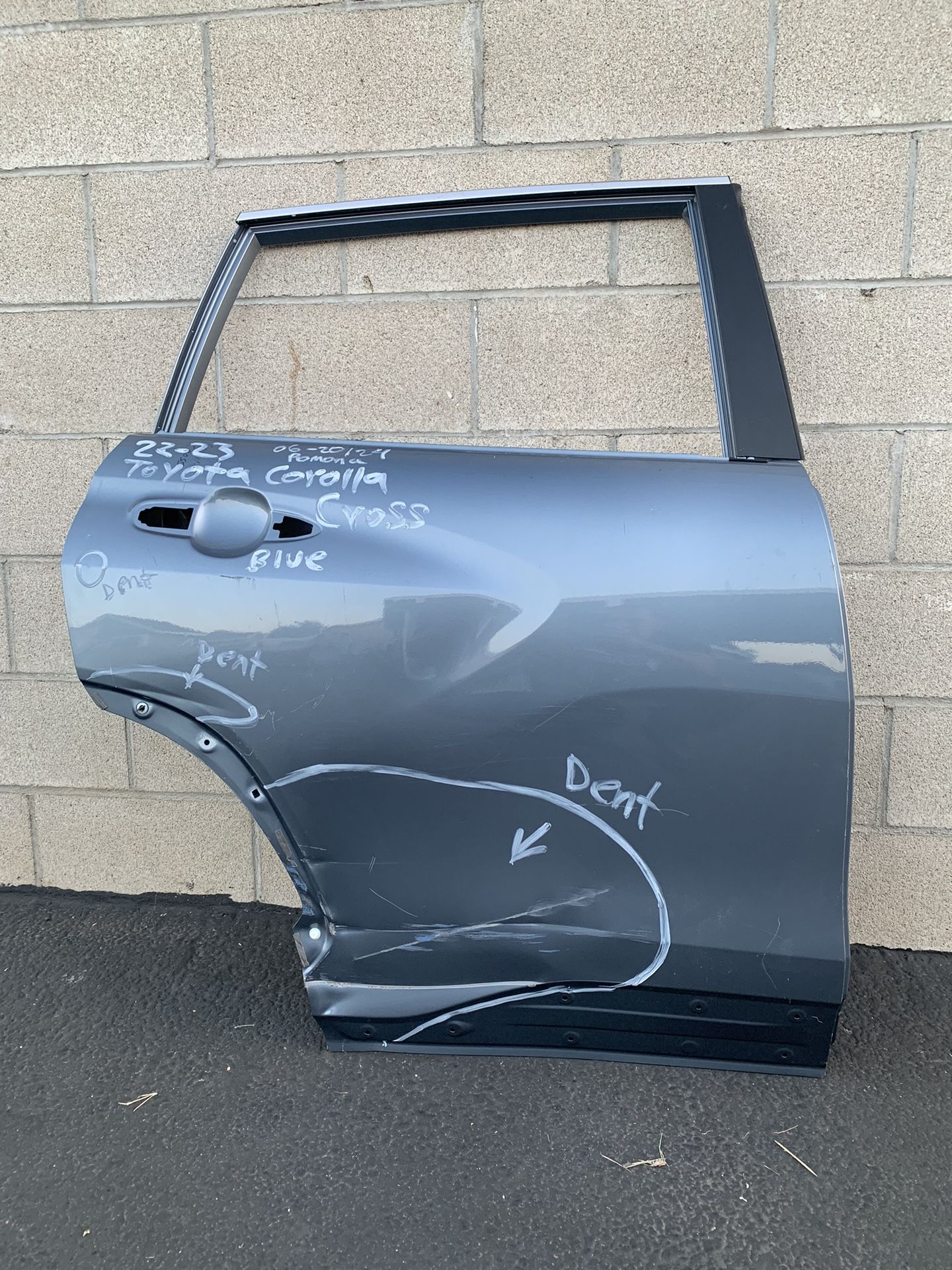2021-2023 Toyota Corolla Cross Right passenger side rear Door Oem