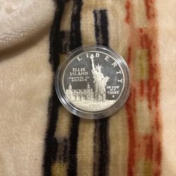 1986 Commem Bu Silver Dollar 