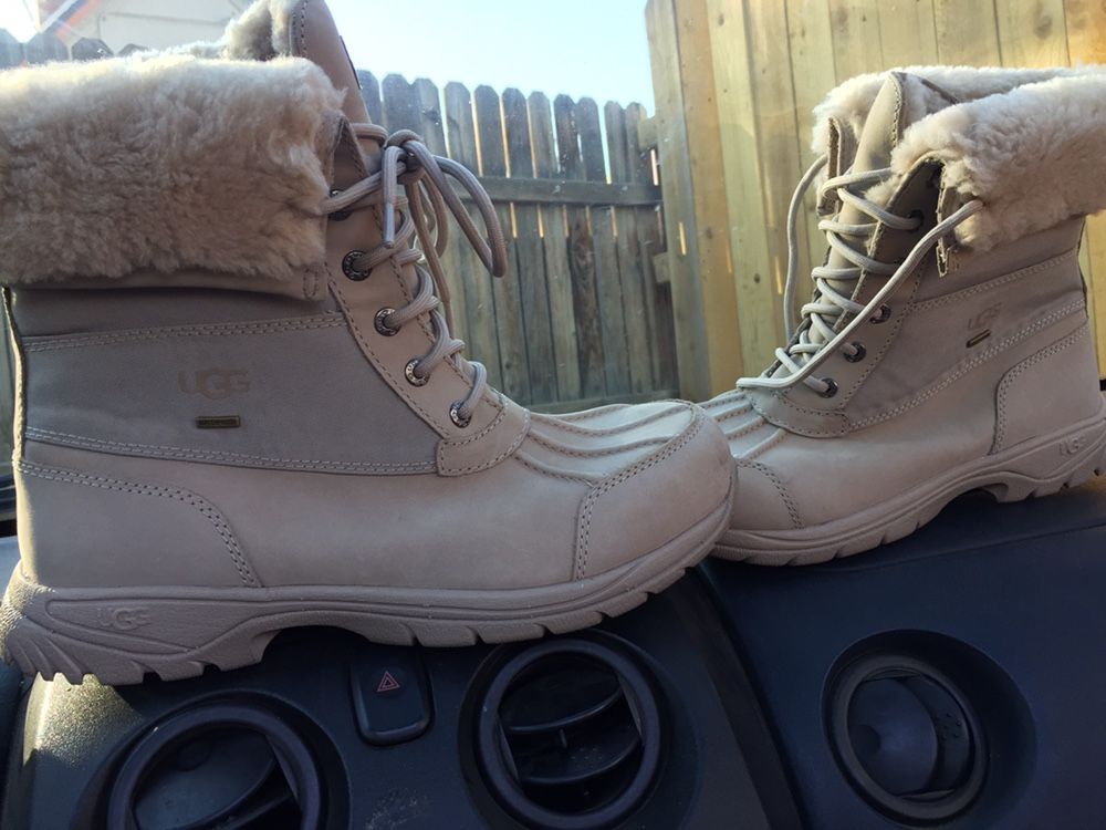 Uggz Men’s Boots Size 9