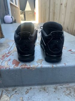 Jordan 4s Black cats Size 10 Us Men