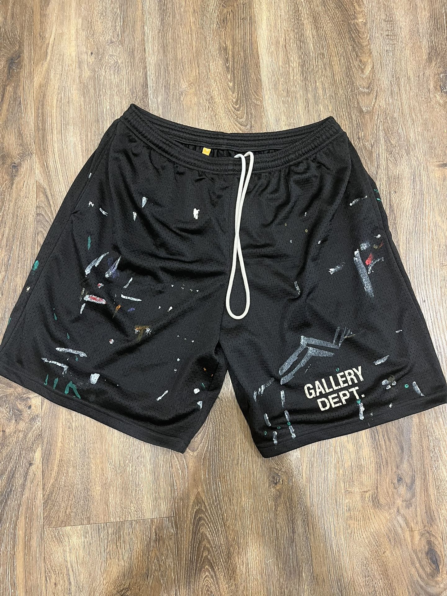 Gallery Dept. Black shorts