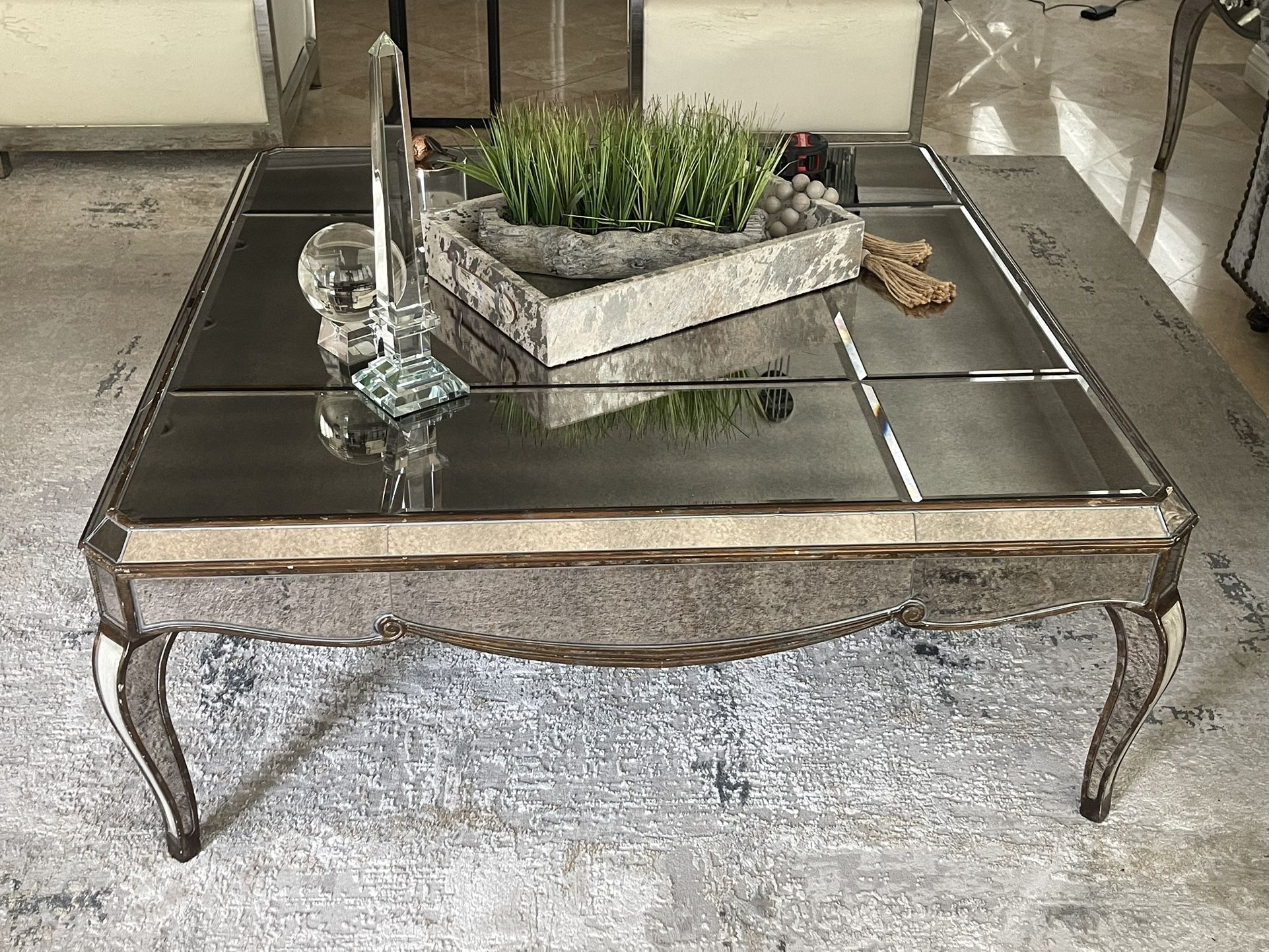 Coffee Table & Matching Side Tables 