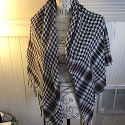 TARTAN PLAID SCARF BROWN WHITE NWOT