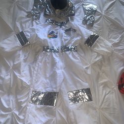 Astronaut 
