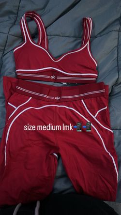Alo Yoga Set
