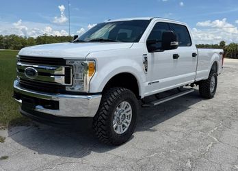 2017 Ford F350 Super Duty Crew Cab